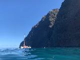 Na_Pali_Cruise_044_iPhone_11212021 - Context of an adjacent catamaran snorkeling with us at Makole
