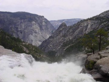 Nevada_Fall_002_06012002