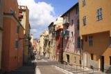 Nice_016_20120516 - colorful buildings and narrow alleyways in Old Nice