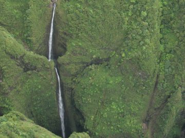 Sacred Falls is hands down the most beautiful waterfall on O'ahu.  The bottom of this 1100ft waterfall was once accessible along a trail leading to a swimming pool at the base of...