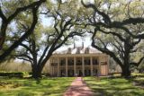 Oak_Alley_Plantation_140_03142016 - Closer look at the Big House at the Oak Alley