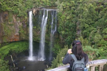 Omaru Falls was a waterfall that snuck up on us.  It all started during our first visit to New Zealand in November 2004 when we were driving from Whakapapa Village to Hamilton along the SH4...