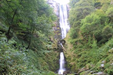 Pistyll Rhaeadr was a waterfall that quickly impressed us the moment we started to see parts of it as we approached it from the single-lane road leading to this quiet part of Wales that was quite...