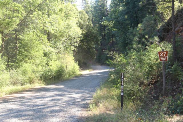 Potem_Falls_110_06202016 - Detta var det vägskäl vi tog till den vid den osignerade korsningen (skyltad 34N17) strax innan vi nådde den smala bron