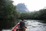 Rio_Churun_013_11212007 - More skillful navigating on the river