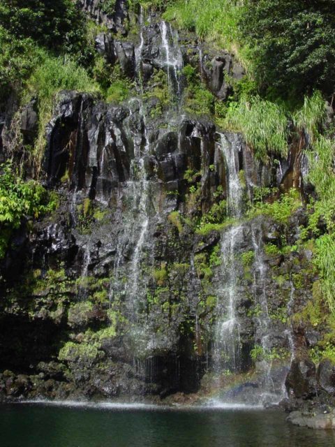 Road_to_Hana_119_09032003 - Helele'ike'oha Falls in low flow
