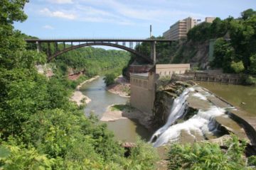The Lower Falls of the Genesee River in Rochester has the potential to be a very scenic waterfall, but its urban setting rather takes away from all it can be.  Even with that said...