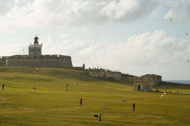 San_Juan_321_04142022 - Watching people fly kites in the trade winds at the large grassy area by El Murro in Old San Juan was an atmospheric way to spend a pleasant afternoon