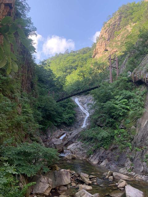 Seoraksan_013_iPhone_06142023 - Yukdam Falls is the first of three waterfalls encountered on what I'm calling the 'Popular Multi-Waterfall Hike' in Seoraksan National Park