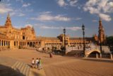 Sevilla_410_05252015 - Back in the Plaza de Espana, but this time with the rest of the family