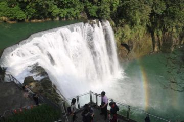 Shifen_Waterfall_097_11042016