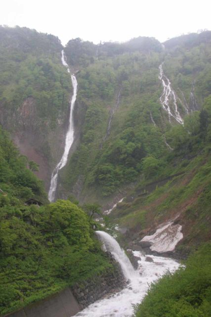 Shomyo Waterfall  Shomyo daki   and Hannoki  Waterfall  