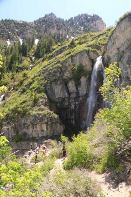 Stewart_Falls_085_05282017 - Descending towards an outcrop with a close-up view of Stewart Falls