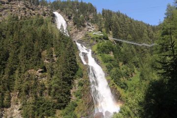 Stuibenfall (or Stuiben Falls) was said to be Tirol's biggest (and tallest) waterfall where the Horlachbach Creek drops 159m into the Oetztal (Ötztal) Valley between Niederthai and Umhausen...