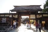 Takayama_165_04122023 - Approaching the Takayama Jinja thinking that it would be a short visit to a shrine in Takayama