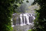 Tchupala_and_Wallicha_Falls_039_06292022 - View of Wallicha Falls through an opening at the lookout