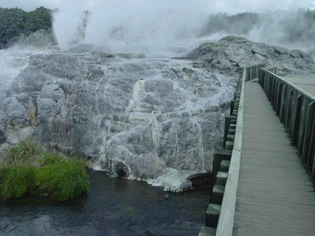 Te_Whakarewarewa_043_11122004 - After visiting McLaren Falls and Marshall Falls, we would eventually settle in at Rotorua, where we checked out some geothermal reserves like Te Whakarewarewa