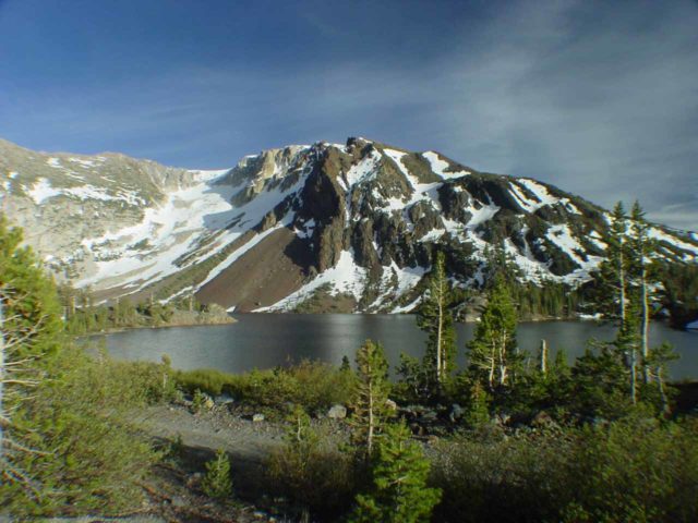 Tioga_Pass_004_06052004 - One of the lakes near the Tioga Pass
