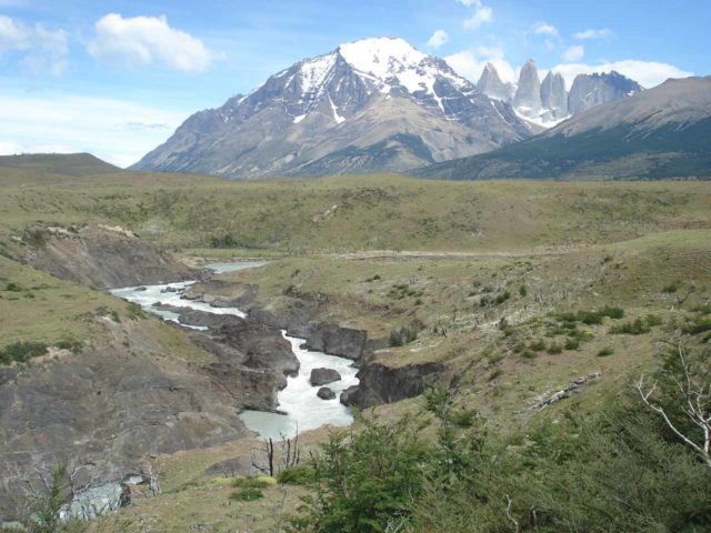 Torres_del_Paine_015_jx_12242007 - Context of the Cascada del Rio Paine and the Torres del Paine Massif