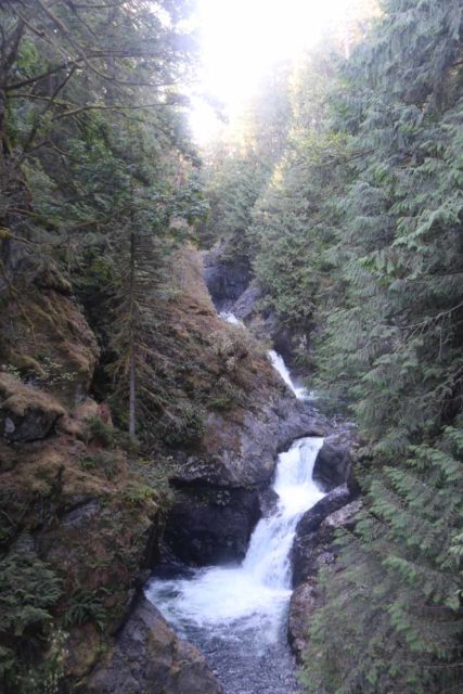 Twin_Falls_Olallie_17_083_07302017 - A pair of upper waterfalls upstream of the main drop of Twin Falls making me wonder if these waterfalls were how the name came about