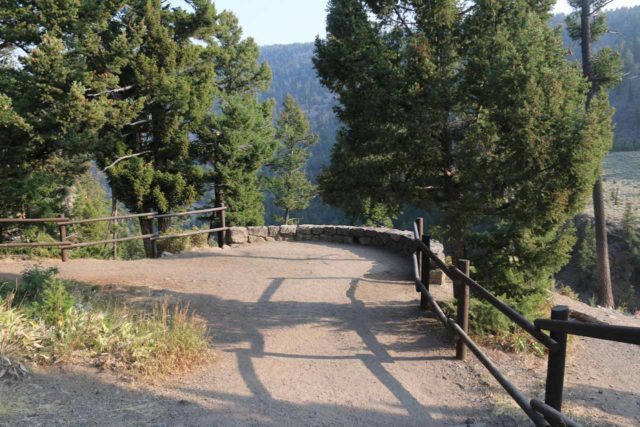 Undine_Falls_17_001_08102017 - The lookout area for Undine Falls, which was very close to the parking lot