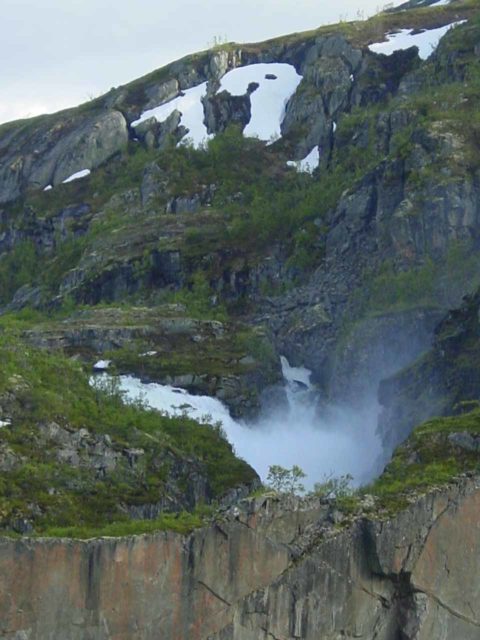 Valursfossen_032_06252005