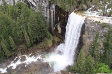 Vernal Fall is a spectacular, classically-shaped 317ft waterfall. Making up the lower step of the Giant Stairway, it's often known for drenching hikers along the appropriately-named Mist Trail...