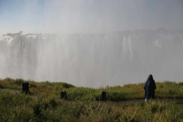 good time to visit victoria falls