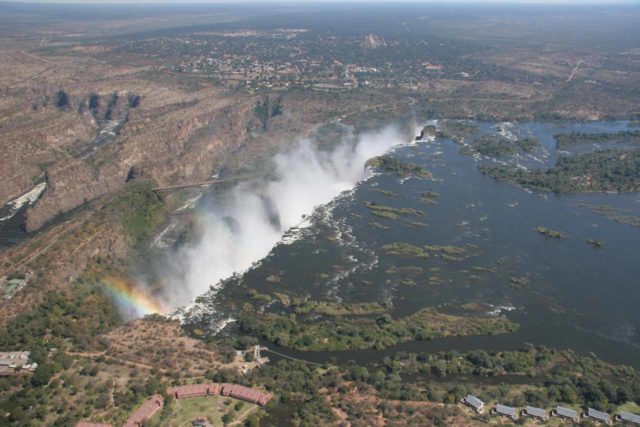 Victoria_Falls_221_05252008 - Notice the zig-zagging chasms downstream of the Victoria Falls on the topleft of this aerial photo