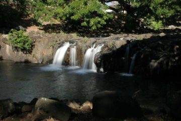 Waikahalulu Falls is an urban waterfall nestled in the Lili'uokalani Garden set in the busy streets of Honolulu.  The falls itself barely counts as a waterfall in my book as it's probably...