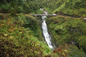 The Hana Highway Waterfalls are way too many to single out individually. So this page basically captures the smaller or lesser known roadside waterfalls.  I'm sure you may find falls not listed in...