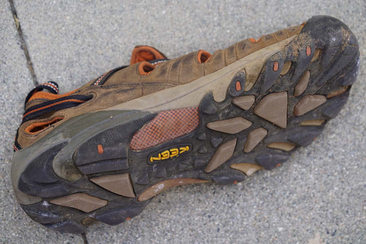 Keen water hiking discount shoes