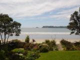 Whitianga_001_jx_11092004 - Ocean front view from the Mercury Bay Lodge in Whitianga