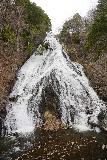 Yudaki_024_04132023 - Direct portrait view of the Yudaki Waterfall as seen in mid-April 2023