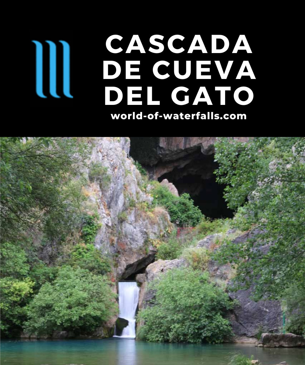 Cueva_del_Gato_037_05242015 - Cascada de Cueva del Gato and the Cueva del Gato behind it